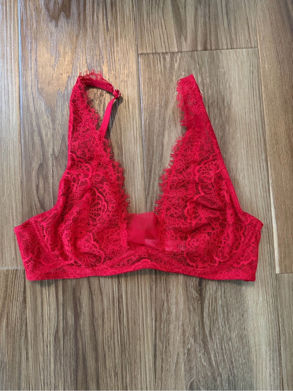 Victoria’s Secret Red Lace Mesh Sheer Triangle Bralette Sz 36B